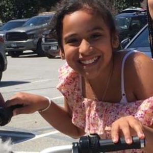 Meet your Posher, Andrea